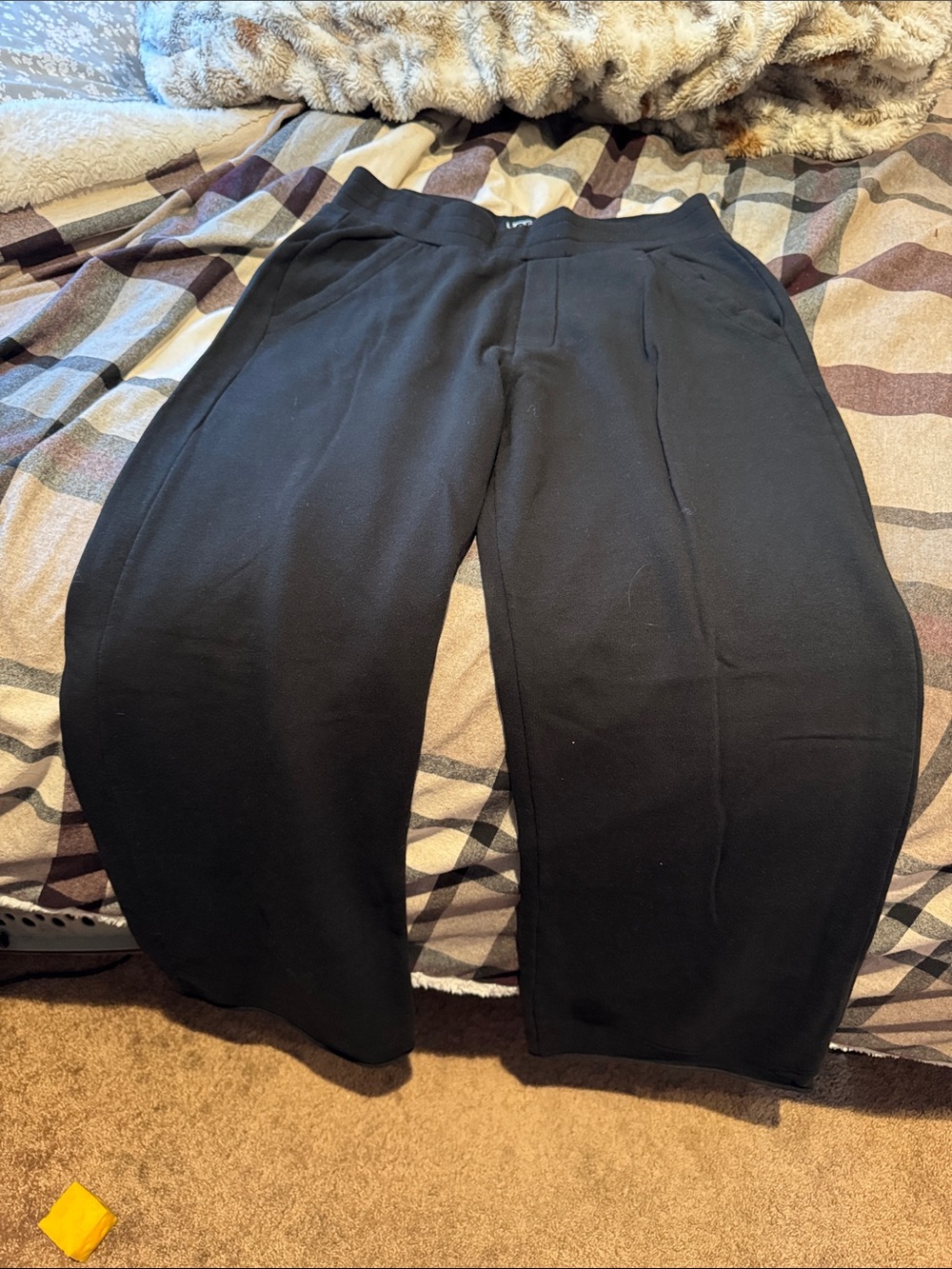 Woman’s UGG Black Comfortable Stretch Pants